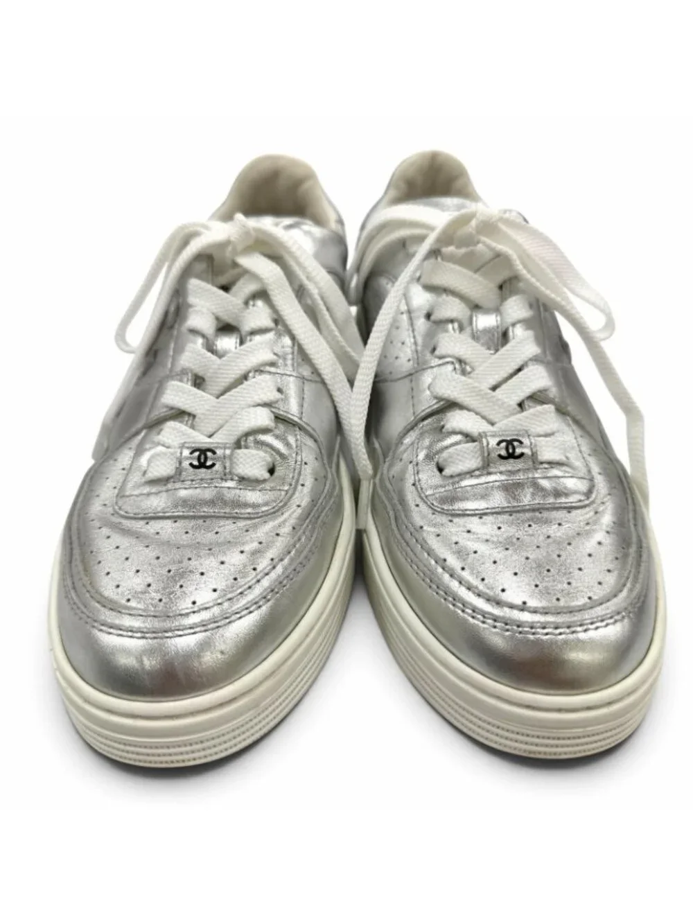 Chanel CC Logo Lace-up Leather Low Top Sneakers Silver